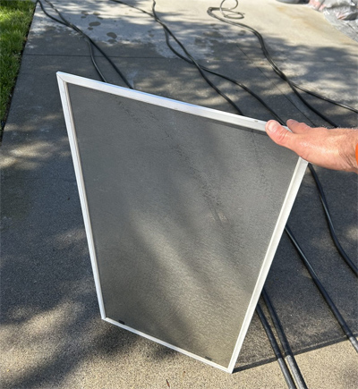 Window screen cleaning service